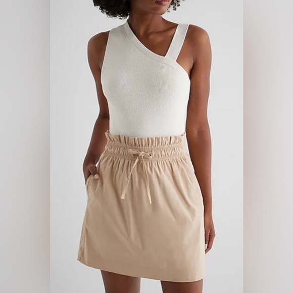 Express Beige High Waisted Paper Bag Mini Skirt Size 6 - Picture 1 of 10